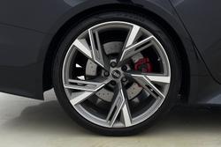 AUDI RS6 Photo 5