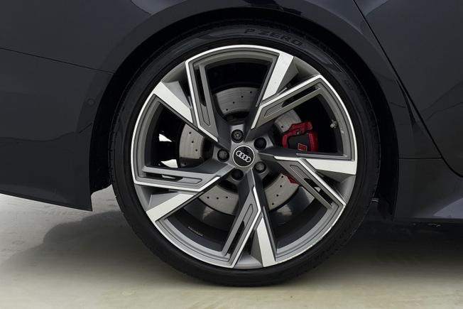 AUDI RS6 Photo 5