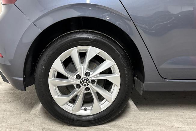 VOLKSWAGEN Polo Photo 5
