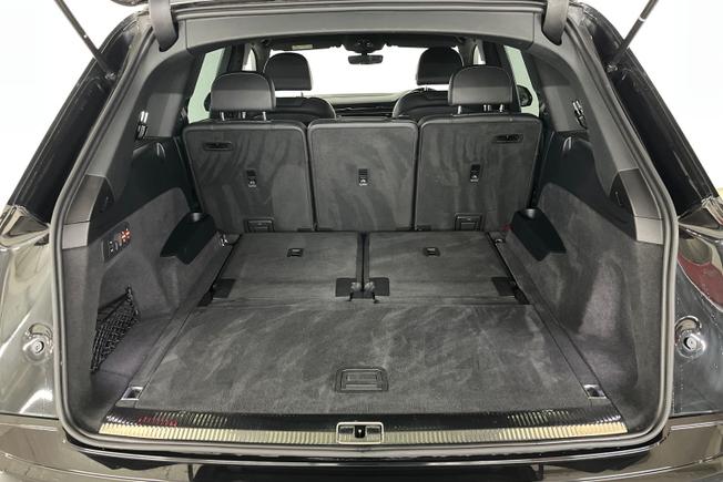 Audi Q7 Photo 12
