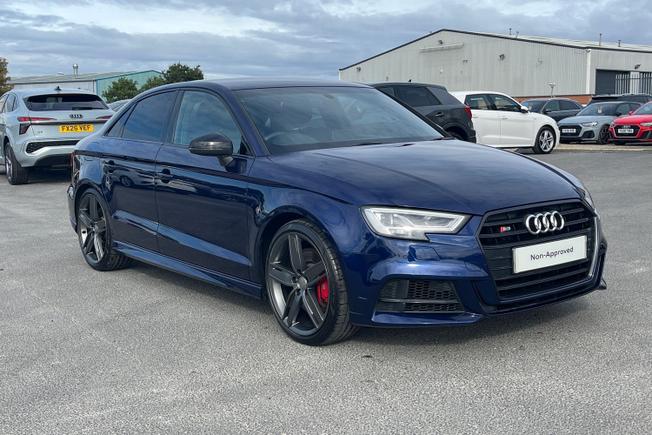 AUDI S3 Photo 21