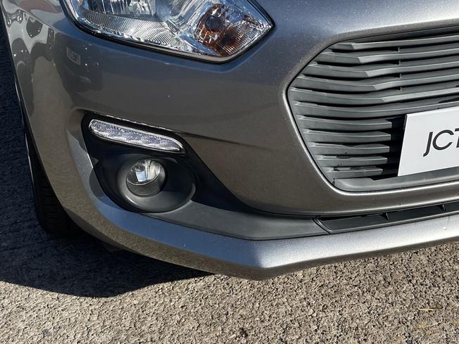 SUZUKI Swift Photo 22