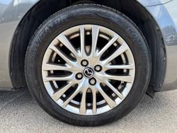 MAZDA Mazda2 Photo 5