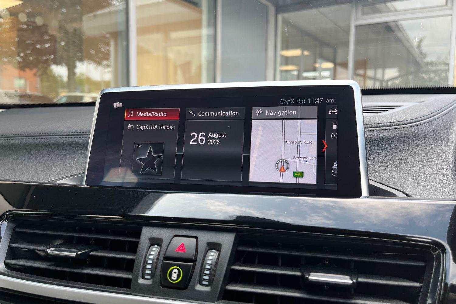 BMW X1 Photo 29