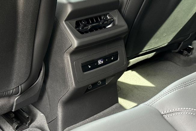 AUDI A6 e-tron Avant Photo 24