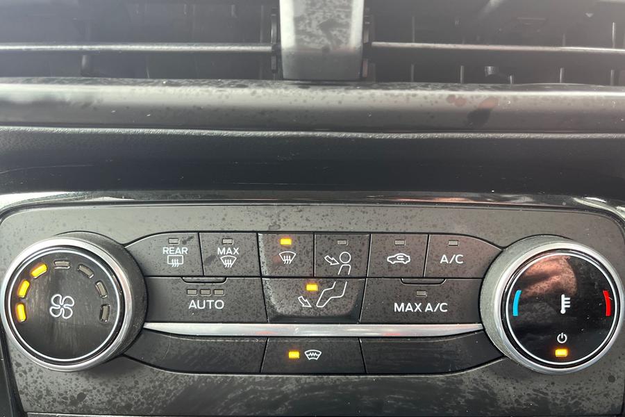 Ford ECOSPORT Photo autoimg-aa6cee42fac371f3ad1b99c39ae380faa920f26a.jpg