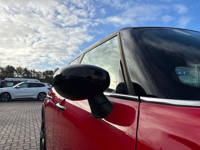 MINI Hatch Photo 20