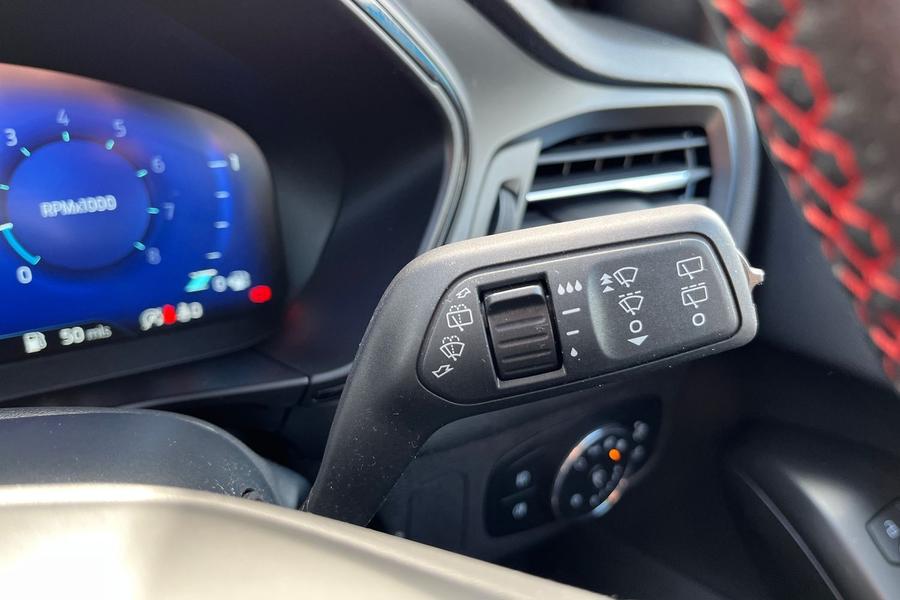 Ford FOCUS Photo autoimg-aa6f42ea0c3e6851e1361c6328b7d9e547085890.jpg