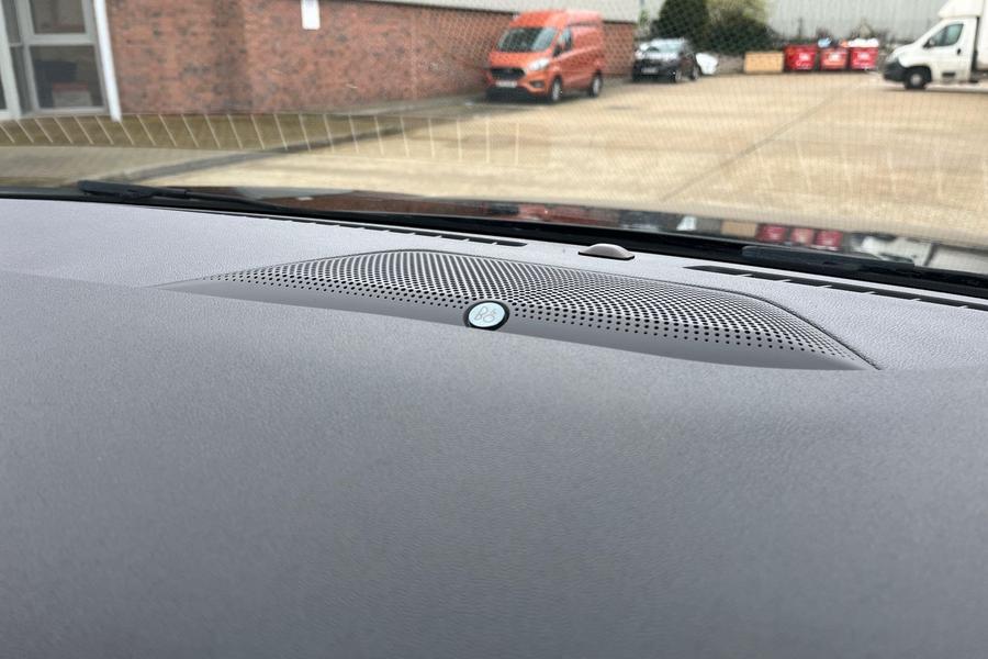 Ford Kuga Photo autoimg-aa71d7ffd039bada6694fbbfef936e479d975acd.jpg