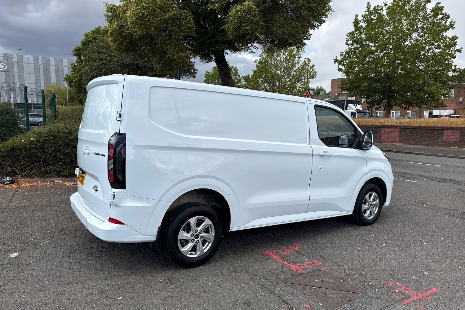 Ford TRANSIT CUSTOM Photo 6