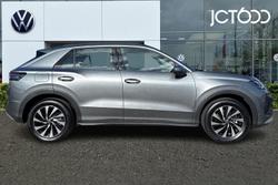 VOLKSWAGEN T-Roc Photo 4