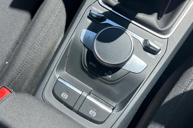 Audi Q2 Photo 28