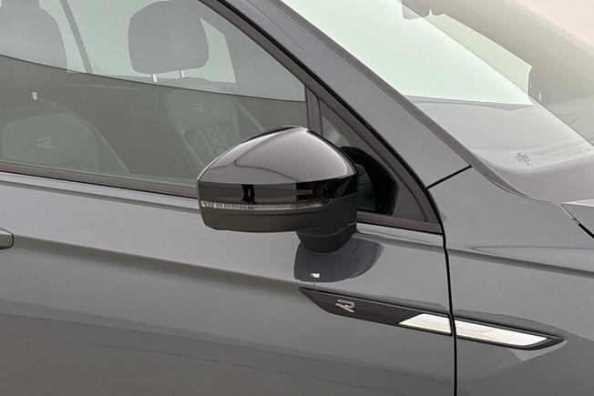 VOLKSWAGEN Tiguan Photo 20