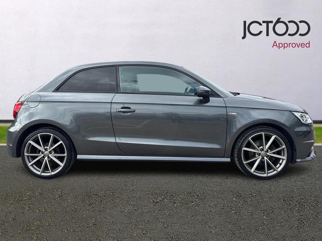 AUDI A1 Photo 4
