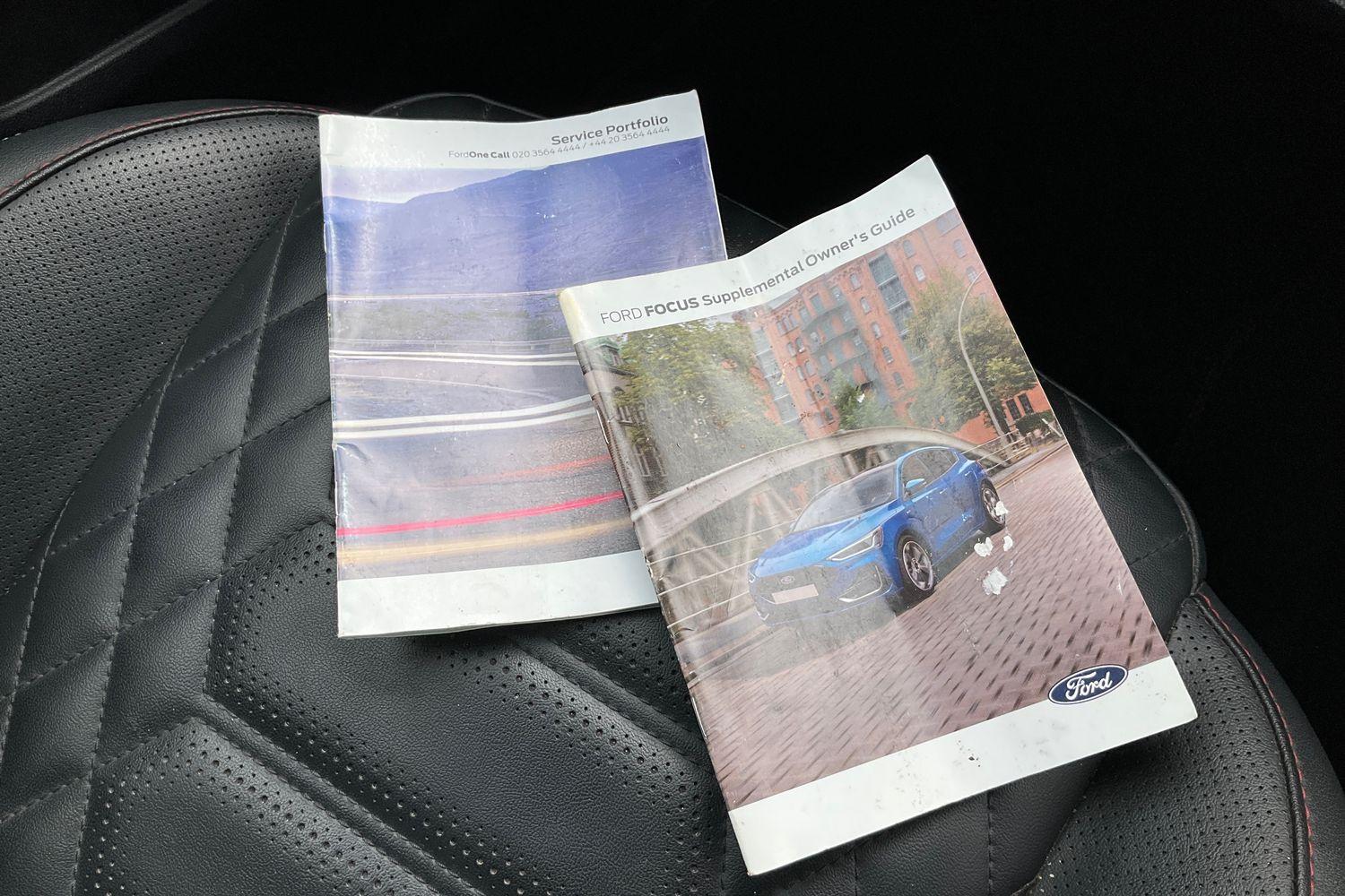 Ford FOCUS Photo 21