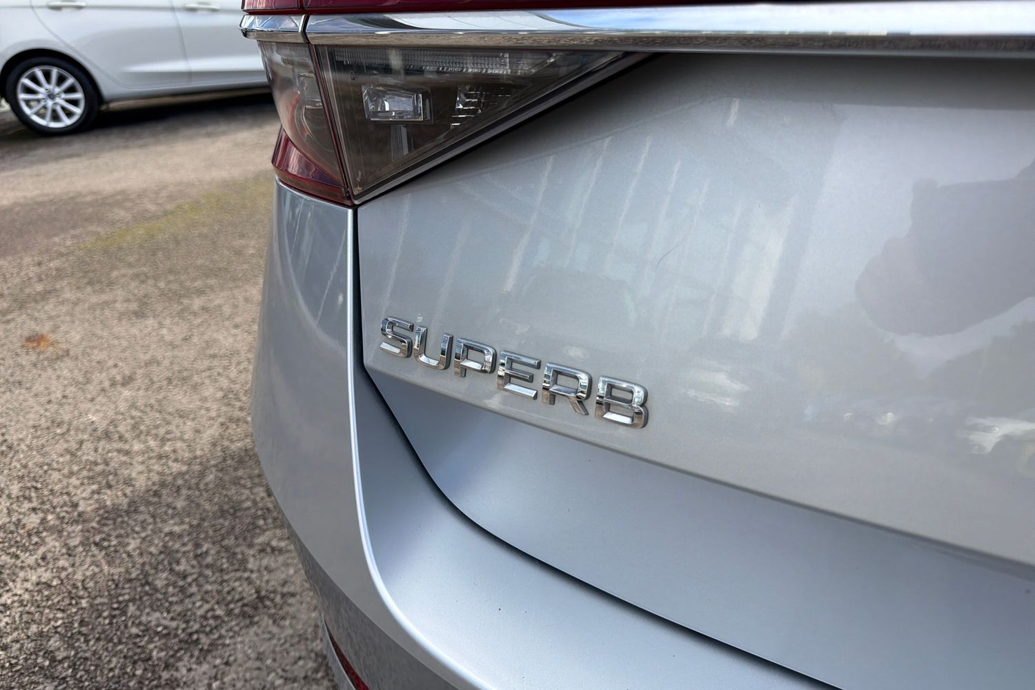 Skoda Superb Photo 26