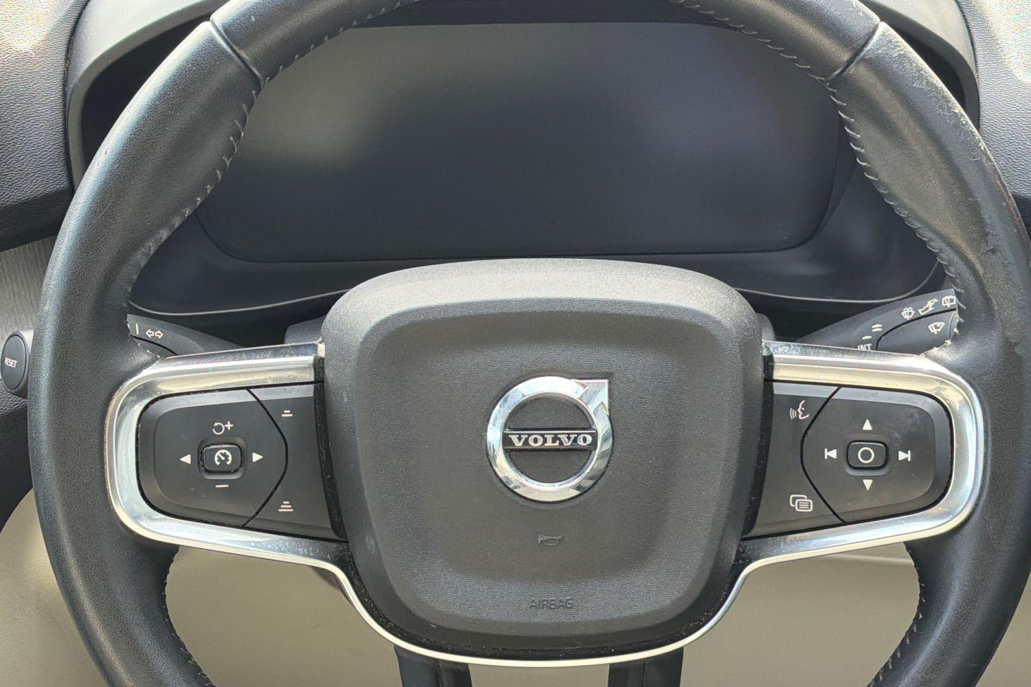 Volvo XC40 Photo 11