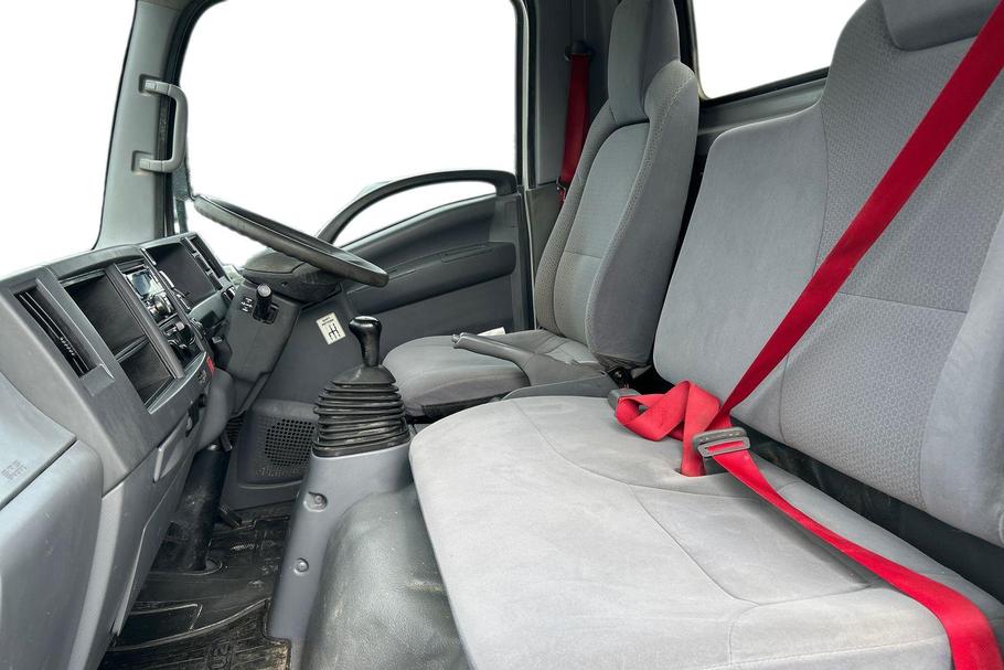 Used Isuzu GRAFTER N35.150 PX69LWD 11