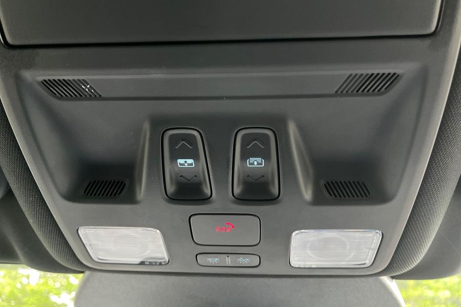 Ford Kuga Photo autoimg-aa85de7a8c2d6d843b81e628ed69243b0e53fccd.jpg