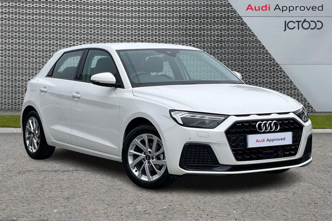 AUDI A1 Photo 1