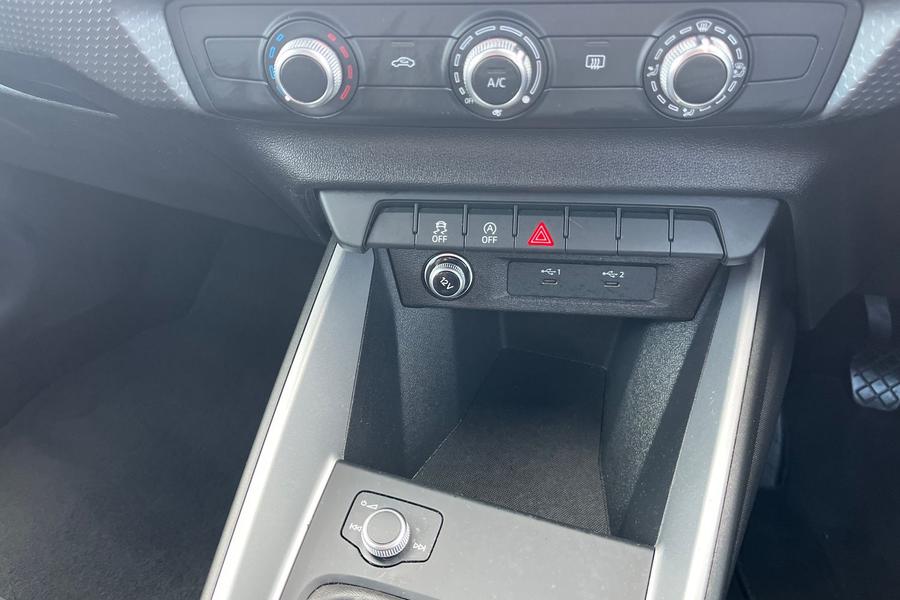 Audi A1 Photo autoimg-aa8bd4500d95d085aed75533ab335df9f6b647a9.jpg