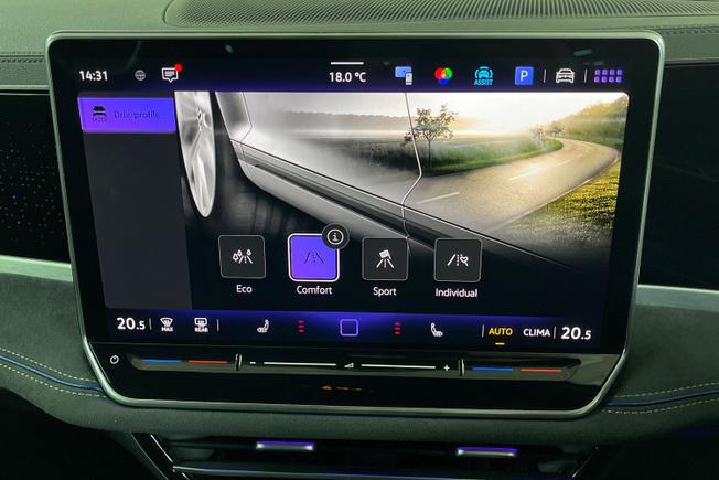 VOLKSWAGEN Passat Photo 23