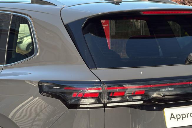 VOLKSWAGEN Tiguan Photo 50