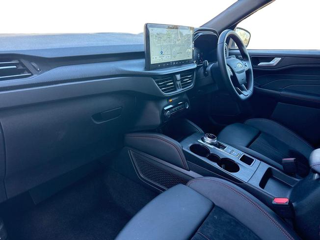 FORD Kuga Photo 2