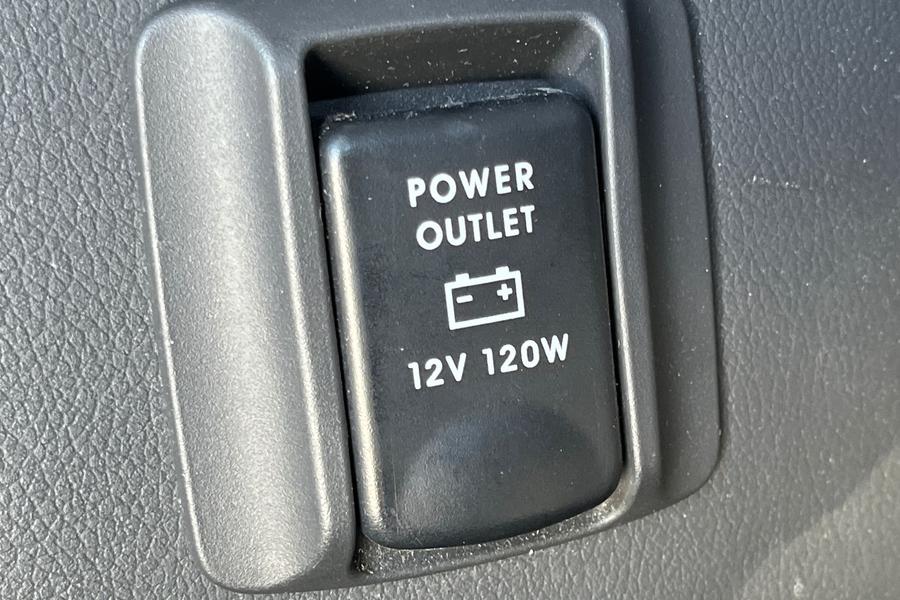 Mitsubishi OUTLANDER Photo autoimg-aa99b3832dfee58b87b11cc6d88cc5ec8a9c47f2.jpg
