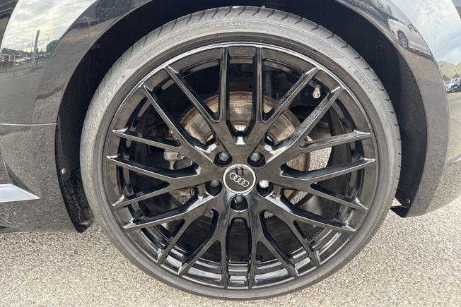 AUDI TT Photo 31