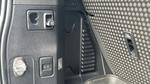 Land Rover Defender Photo 26