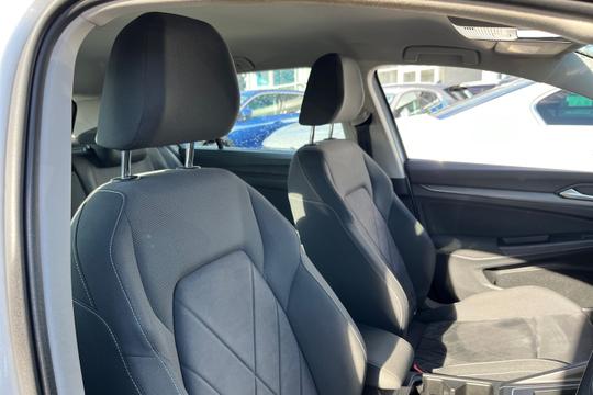 Volkswagen Golf Photo autoimg-aa9c3e9d537e1cd4e4661f0a2fb9fb50424332eb.jpg