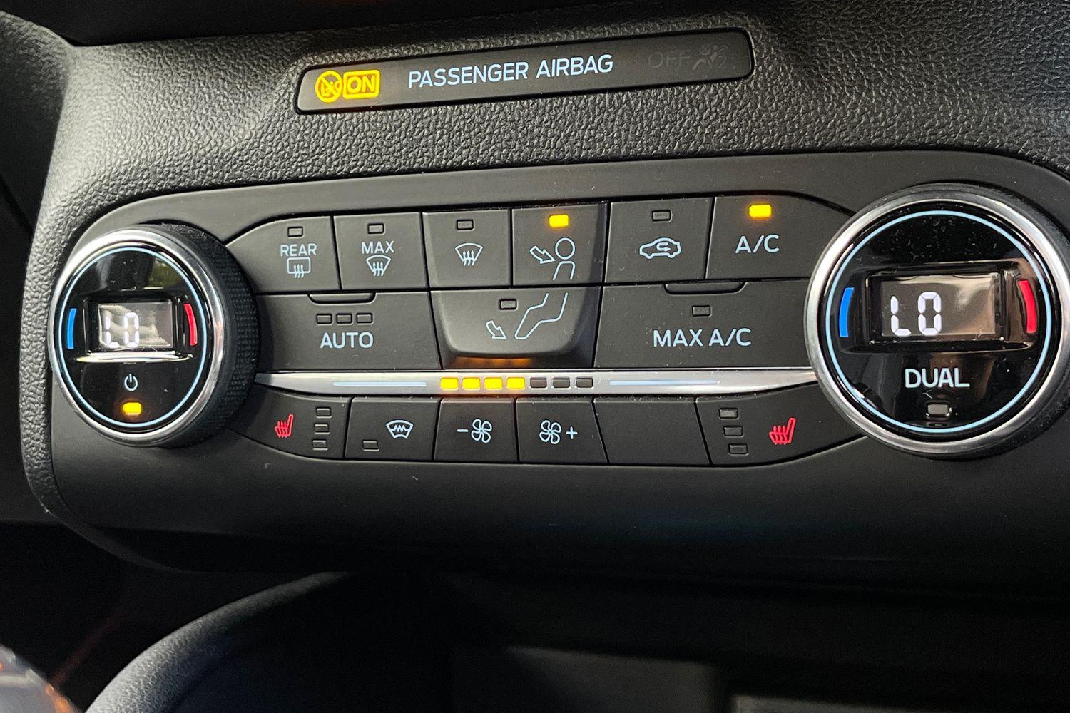 Ford Focus Photo 34