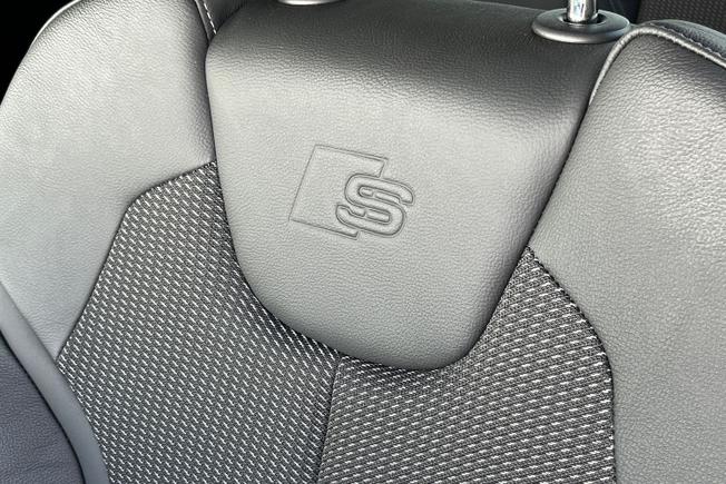 AUDI Q2 Photo 35