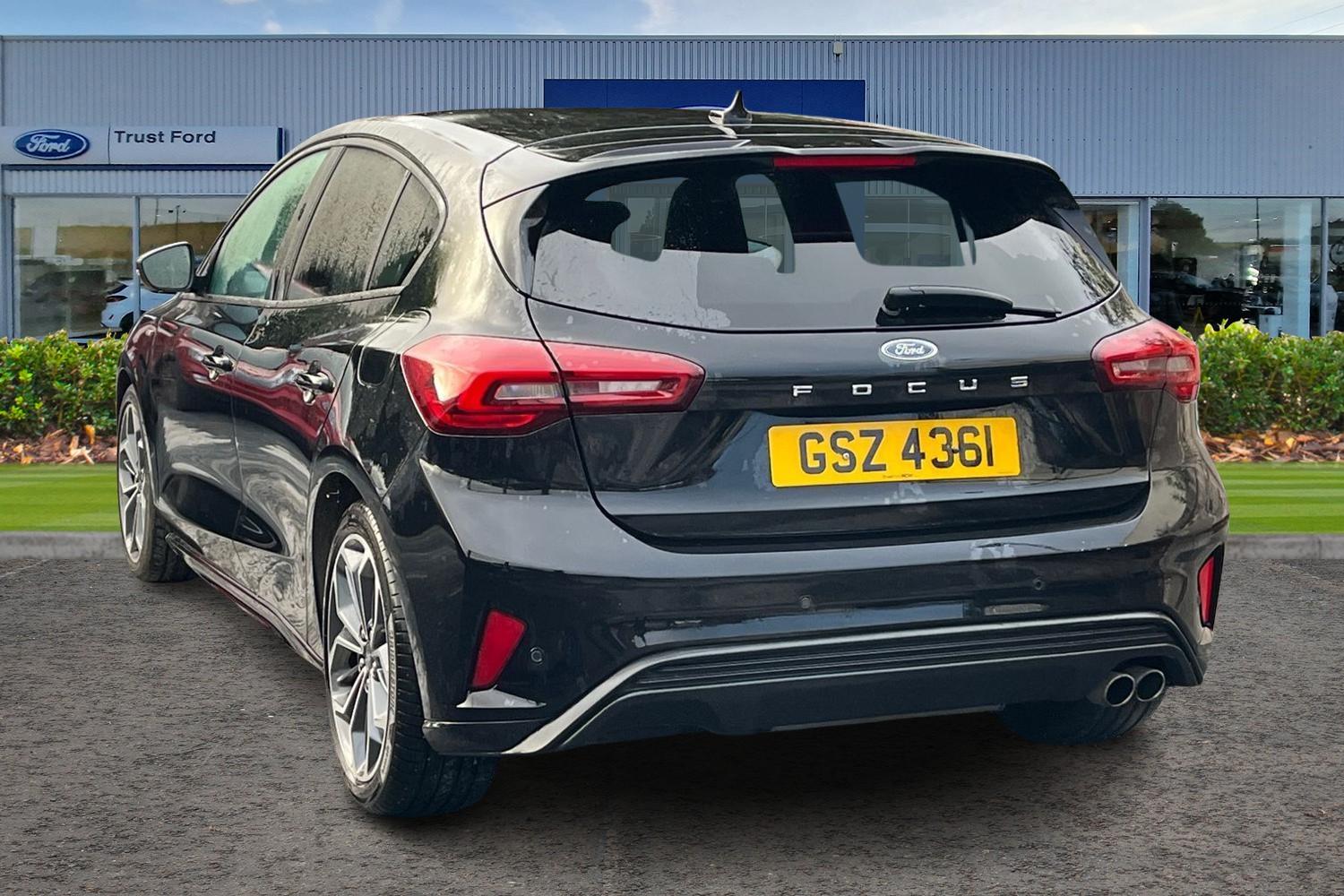 Ford FOCUS Photo 1