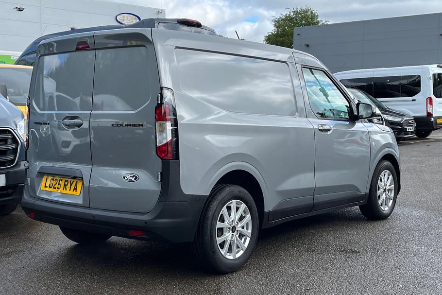 Used Ford TRANSIT COURIER LG25RYA 7