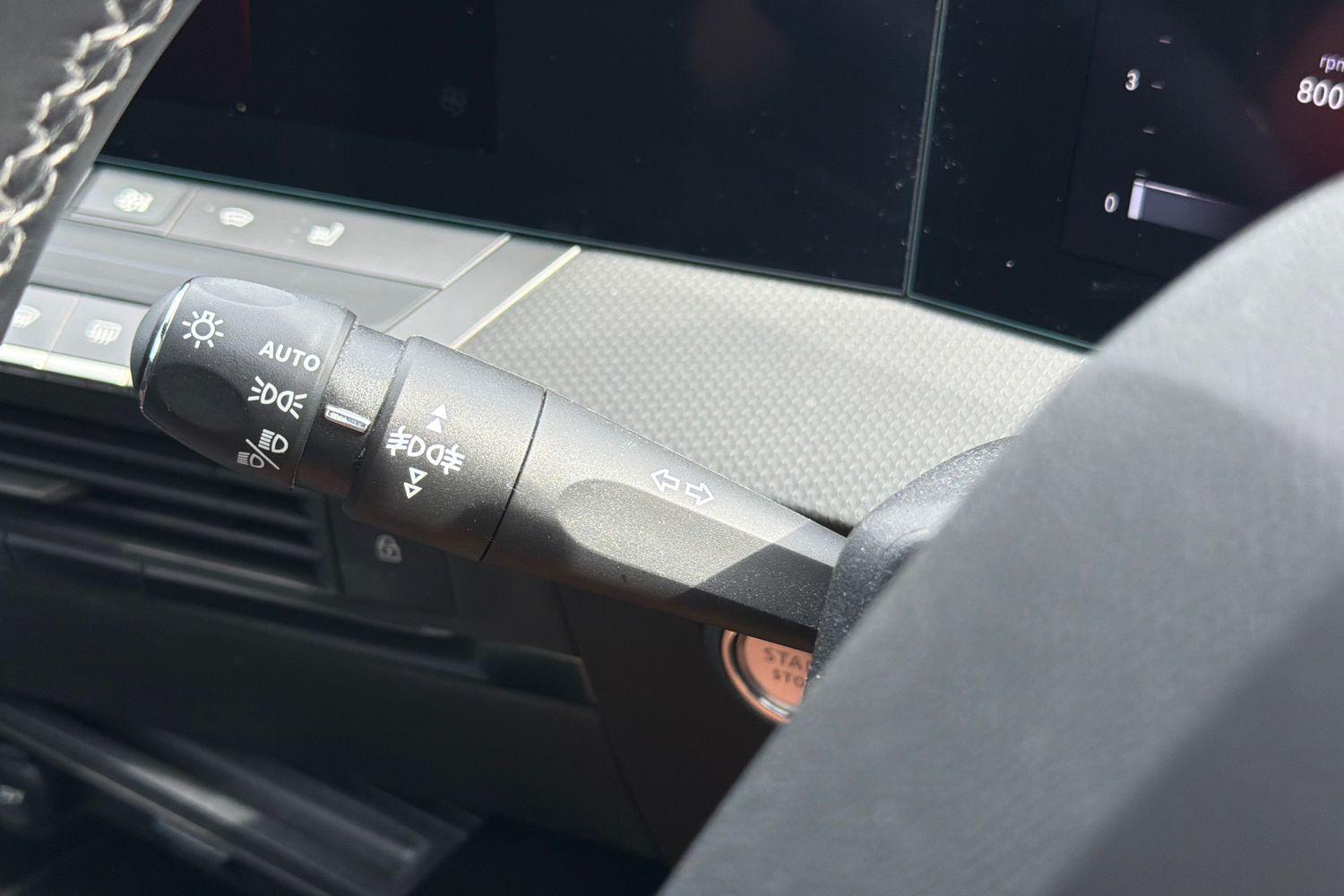 Vauxhall ASTRA Photo 13