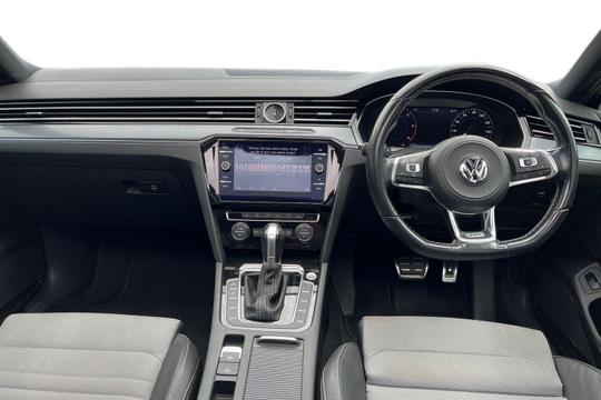 Volkswagen Passat Photo autoimg-aaaee81a9bab8cfbc0316fa30ba4920b2327d51b.jpg