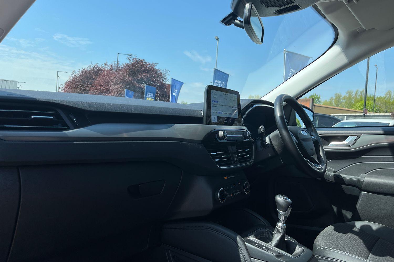Ford KUGA Photo 17