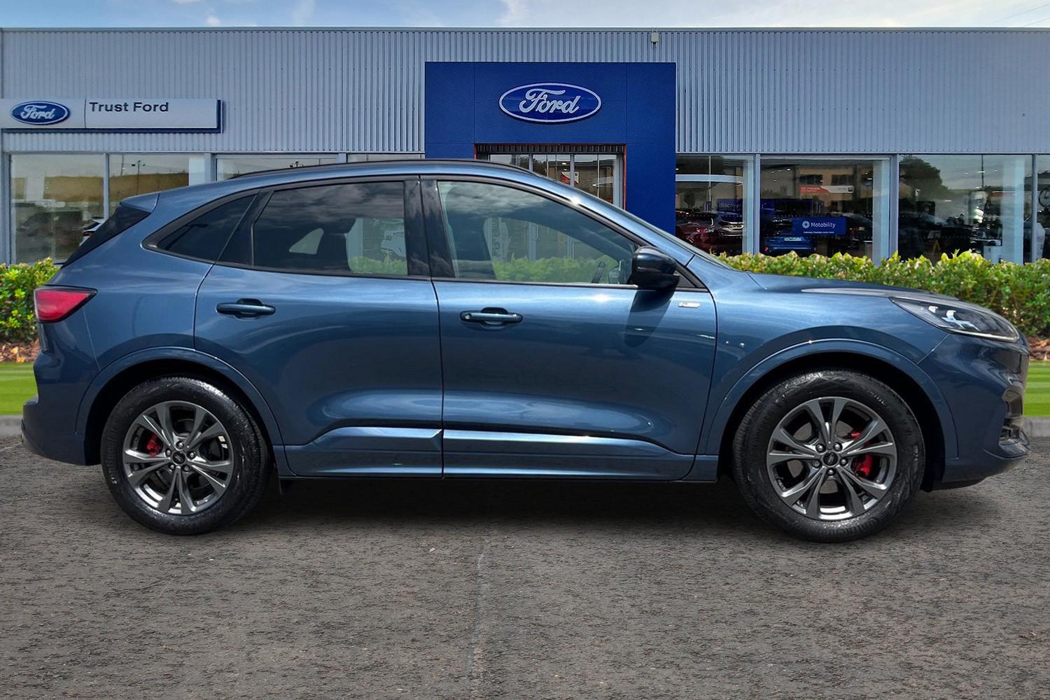 Ford Kuga Photo 2