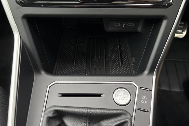 VOLKSWAGEN Polo Photo 30