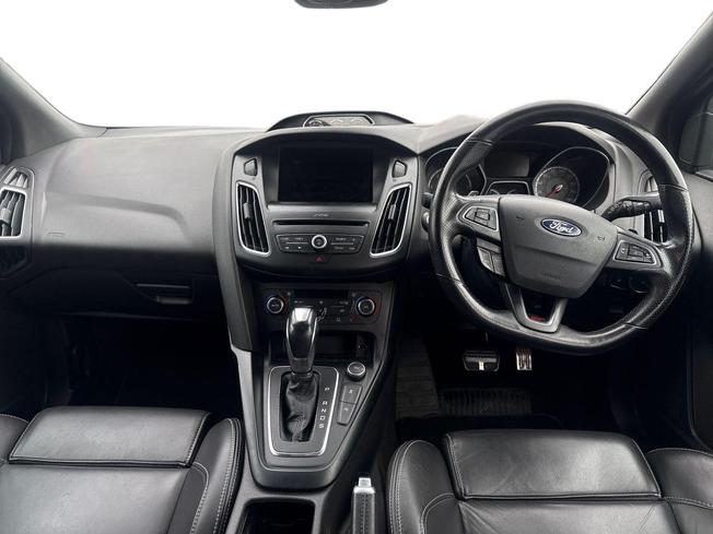 FORD Focus Photo 10