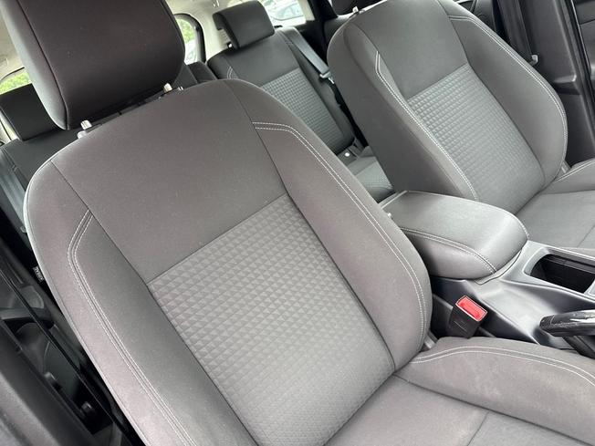 FORD C-Max Photo 25