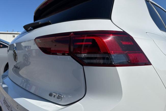 VOLKSWAGEN Golf Photo 18