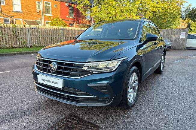VOLKSWAGEN Tiguan Photo 22
