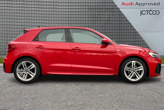 AUDI A1 Photo 4