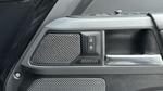 Land Rover Defender Photo 23
