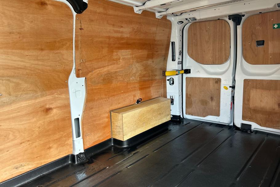 Used Ford TRANSIT CUSTOM NL23PXA 5