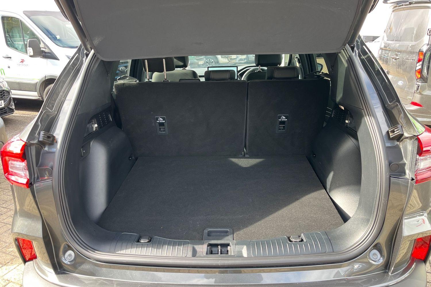 Ford KUGA Photo 20
