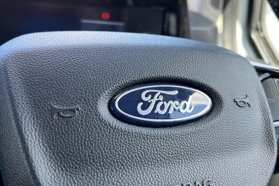 Used Ford TRANSIT CUSTOM DL24BYC 40